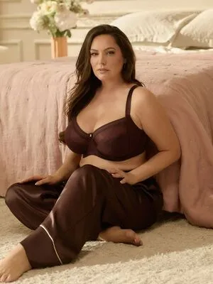 Kelly Brook OnlyFans Leaked Free Thumbnail Picture - #7YJ2JEVXGZ