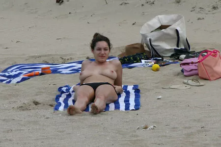 Kelly Brook OnlyFans Leaked Free Thumbnail Picture - #FsoK3x05SW