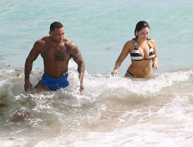 Kelly Brook OnlyFans Leaked Free Thumbnail Picture - #Ix21fsElMA