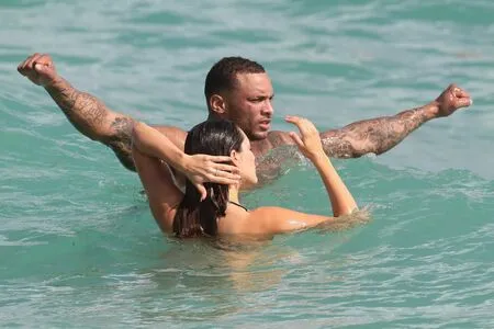 Kelly Brook OnlyFans Leaked Free Thumbnail Picture - #KIFseM7LPs