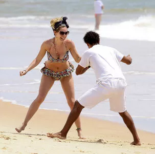 Kelly Brook OnlyFans Leaked Free Thumbnail Picture - #Yz3xNc9ei9