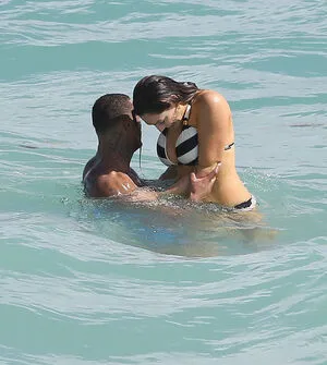 Kelly Brook OnlyFans Leaked Free Thumbnail Picture - #ie0ZnhKTd4