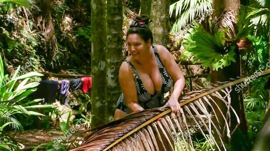 Kelly Brook OnlyFans Leaked Free Thumbnail Picture - #pSYzRP0bwc