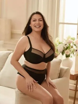 Kelly Brook OnlyFans Leaked Free Thumbnail Picture - #tO4RuYy6yp