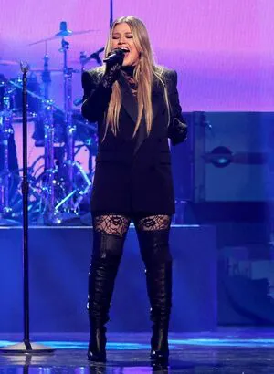 Kelly Clarkson OnlyFans Leaked Free Thumbnail Picture - #4VqCDg5uGj