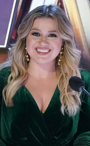Kelly Clarkson OnlyFans Leaked Free Thumbnail Picture - #5pZun6ustG