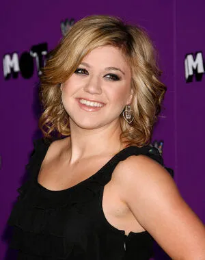 Kelly Clarkson OnlyFans Leaked Free Thumbnail Picture - #CqFxCzh7W8