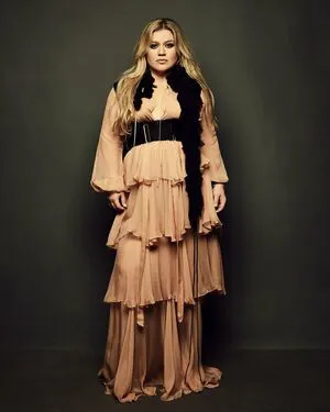 Kelly Clarkson OnlyFans Leaked Free Thumbnail Picture - #MxuqfXm3Kd
