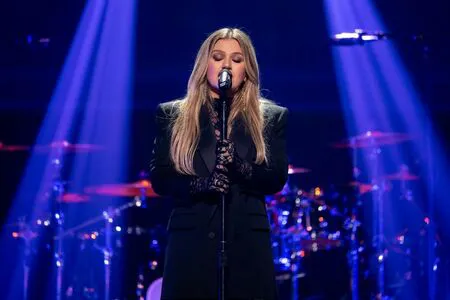 Kelly Clarkson OnlyFans Leaked Free Thumbnail Picture - #OXXe0uRaED