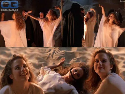 Kelly Preston OnlyFans Leaked Free Thumbnail Picture - #BobydmYA8r