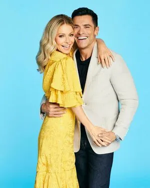 Kelly Ripa OnlyFans Leaked Free Thumbnail Picture - #KY6vctGpnS