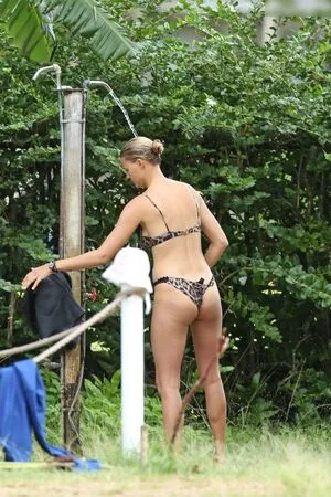 Kelly Rohrbach OnlyFans Leaked Free Thumbnail Picture - #Cgi3aCQMeP