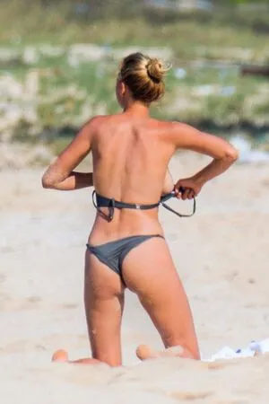 Kelly Rohrbach OnlyFans Leaked Free Thumbnail Picture - #bH6dWjF9WY