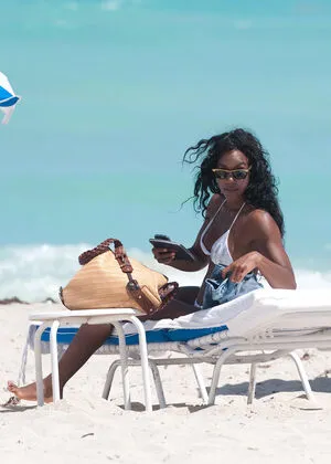 Kelly Rowland OnlyFans Leaked Free Thumbnail Picture - #D1PbHXzfhx