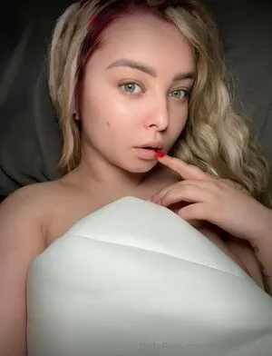 Kellyaleman OnlyFans Leaked Free Thumbnail Picture - #e8ZGBR9npW