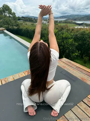 Kellyapraez02 OnlyFans Leaked Free Thumbnail Picture - #8h8ZdTvb15