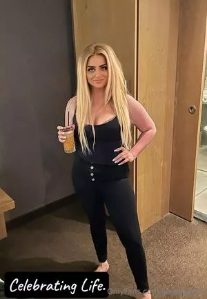 Kellymilana OnlyFans Leaked Free Thumbnail Picture - #6lwFRPk1hg