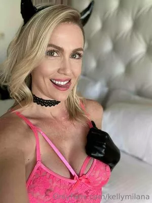 Kellymilana OnlyFans Leaked Free Thumbnail Picture - #grlzBRYBSS