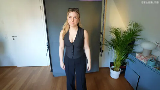 Kellymissesvlog OnlyFans Leaked Free Thumbnail Picture - #3fe61Ysbyz