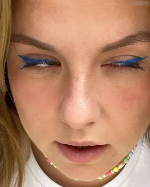 Kellymissesvlog OnlyFans Leaked Free Thumbnail Picture - #73xZXDaKBu