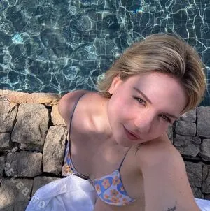 Kellymissesvlog OnlyFans Leaked Free Thumbnail Picture - #DMH2BoBPla