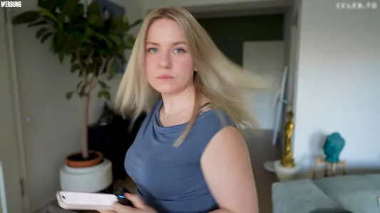 Kellymissesvlog OnlyFans Leaked Free Thumbnail Picture - #Q6UbBYVYzD
