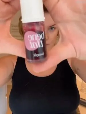 Kellymissesvlog OnlyFans Leaked Free Thumbnail Picture - #YeC8ymSbux