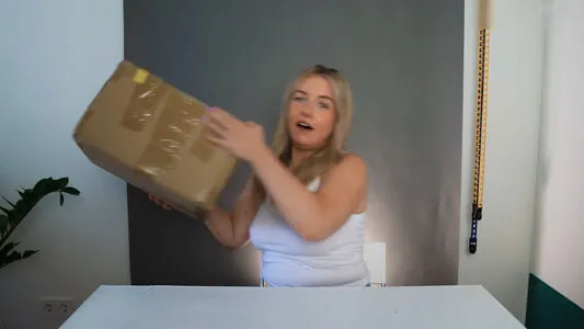Kellymissesvlog OnlyFans Leaked Free Thumbnail Picture - #d8IKsOMO9q