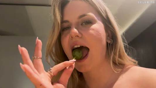 Kellymissesvlog OnlyFans Leaked Free Thumbnail Picture - #kfdQeciH4k