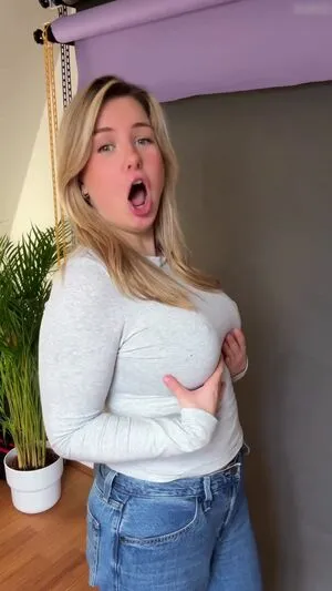 Kellymissesvlog OnlyFans Leaked Free Thumbnail Picture - #n7Q5b9g722