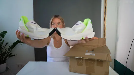 Kellymissesvlog OnlyFans Leaked Free Thumbnail Picture - #oqfIdOKkcG