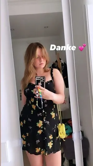Kellymissesvlog OnlyFans Leaked Free Thumbnail Picture - #xpdmMo7Zju