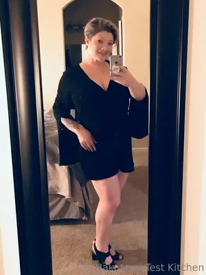 Kellynakatomi OnlyFans Leaked Free Thumbnail Picture - #xNPixpu21u