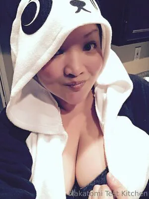 Kellynakatomi OnlyFans Leaked Free Thumbnail Picture - #zIeqzRba9P