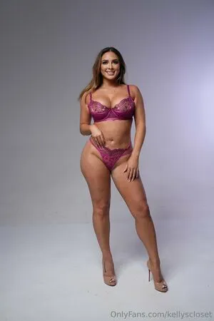 Kellyscloset OnlyFans Leaked Free Thumbnail Picture - #PHtyFJXtE5