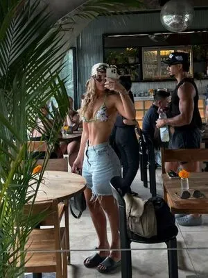 Kelsie Faith Thomas OnlyFans Leaked Free Thumbnail Picture - #a6KwEWycuj