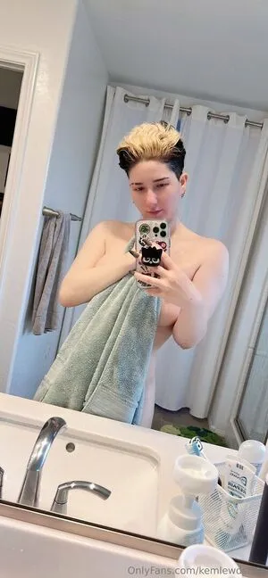 Kemlewdsfree OnlyFans Leaked Free Thumbnail Picture - #UaaGPfs9jo