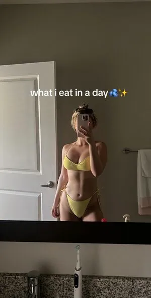 Kendall Arrington OnlyFans Leaked Free Thumbnail Picture - #hH27j0t607