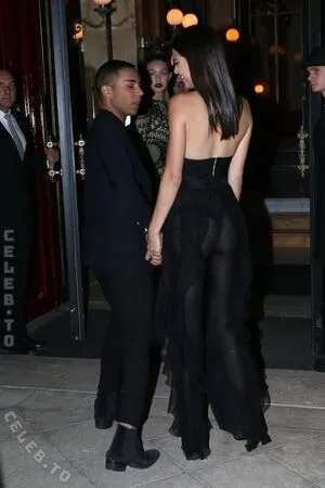 Kendall Jenner OnlyFans Leaked Free Thumbnail Picture - #0Pl2xWCfYX