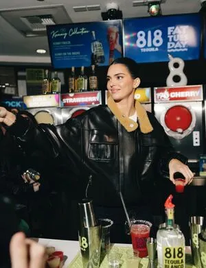 Kendall Jenner OnlyFans Leaked Free Thumbnail Picture - #0o9j6DiSgi