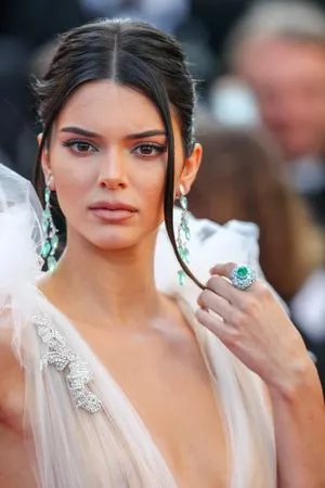 Kendall Jenner OnlyFans Leaked Free Thumbnail Picture - #1M4Oz4wsca