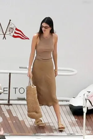 Kendall Jenner OnlyFans Leaked Free Thumbnail Picture - #3PMEG4rzvf