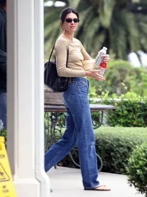 Kendall Jenner OnlyFans Leaked Free Thumbnail Picture - #3spT5Zf92L