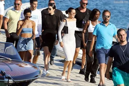 Kendall Jenner OnlyFans Leaked Free Thumbnail Picture - #3xCWFAsLa0