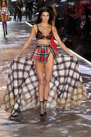 Kendall Jenner OnlyFans Leaked Free Thumbnail Picture - #69t4qHrSRC