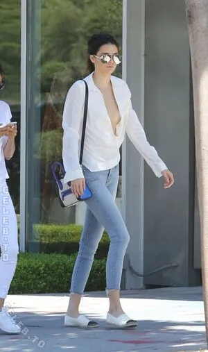 Kendall Jenner OnlyFans Leaked Free Thumbnail Picture - #A8TnXzZpFV