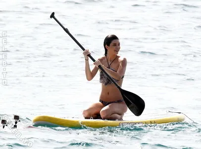 Kendall Jenner OnlyFans Leaked Free Thumbnail Picture - #AGsPqla5Lg