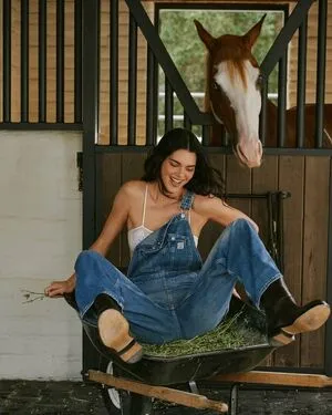 Kendall Jenner OnlyFans Leaked Free Thumbnail Picture - #BNsiELXD6i