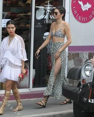 Kendall Jenner OnlyFans Leaked Free Thumbnail Picture - #BjSCrXoR0R