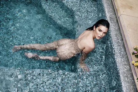 Kendall Jenner OnlyFans Leaked Free Thumbnail Picture - #GOGWo35h0o